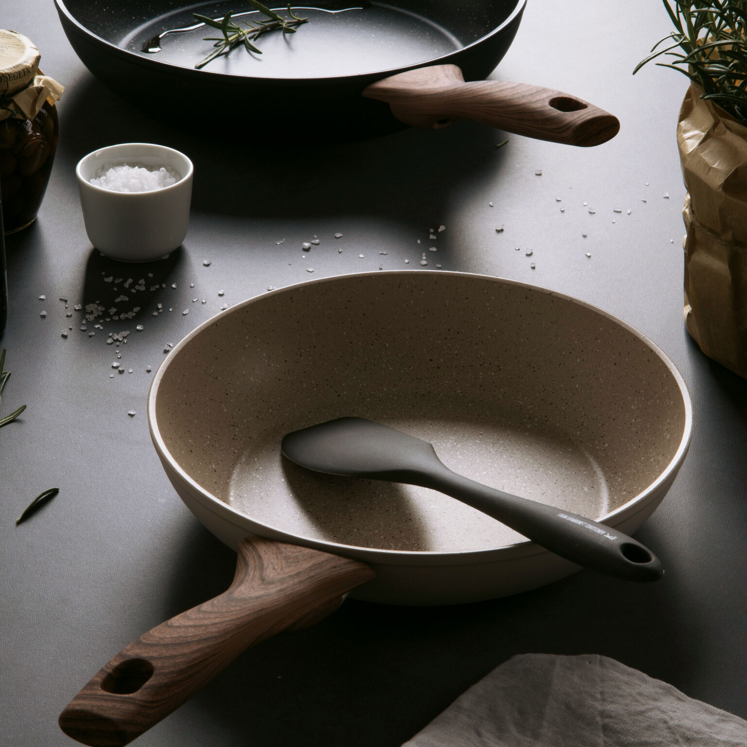 Сковорода 20 см., Sambonet, Pink Rock & Rose
https://spb.v-b.ru
г.Санкт-Петербург
eshop@v-b.spb.ru
+7(812)3801977