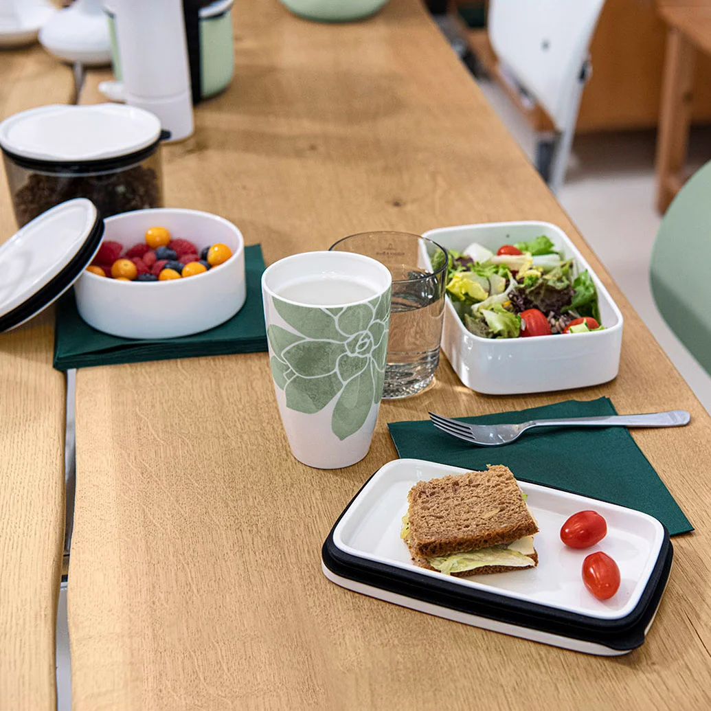 To Go Стакан фарфоровый 0.35 л Socculente  Villeroy & Boch
https://spb.v-b.ru
г.Санкт-Петербург
eshop@v-b.spb.ru
+7(812)3801977