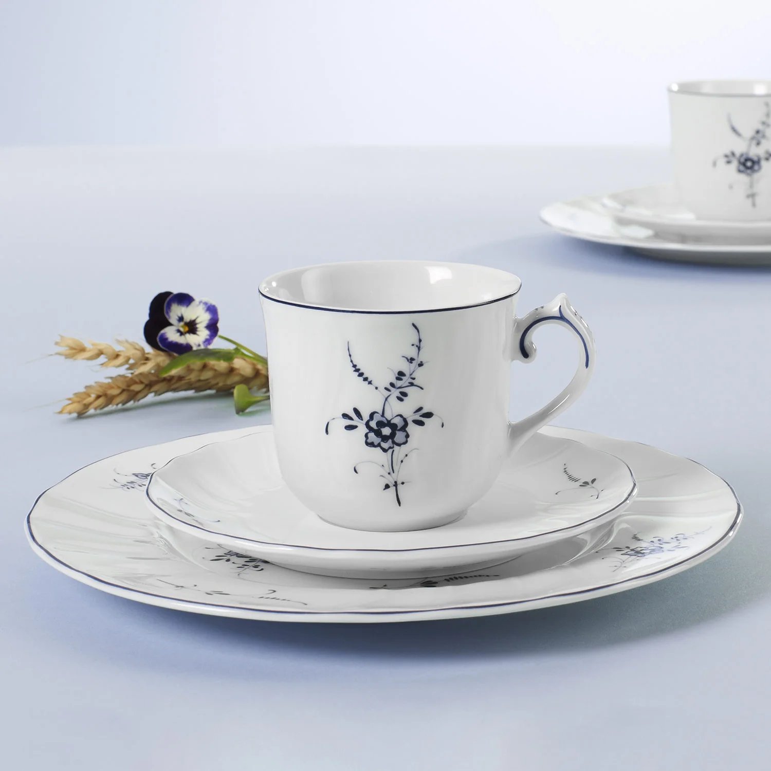 Блюдце 14см, Old Luxembourg
https://spb.v-b.ru
г.Санкт-Петербург
eshop@v-b.spb.ru
+7(812)3801977