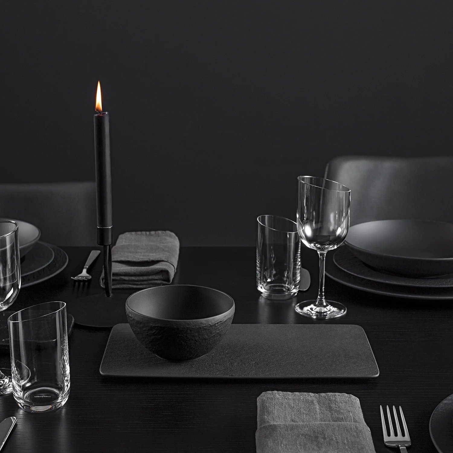 Сервировочная тарелка прямоугольная черная (black) 35см, Manufacture rock
https://spb.v-b.ru
г.Санкт-Петербург
eshop@v-b.spb.ru
+7(812)3801977