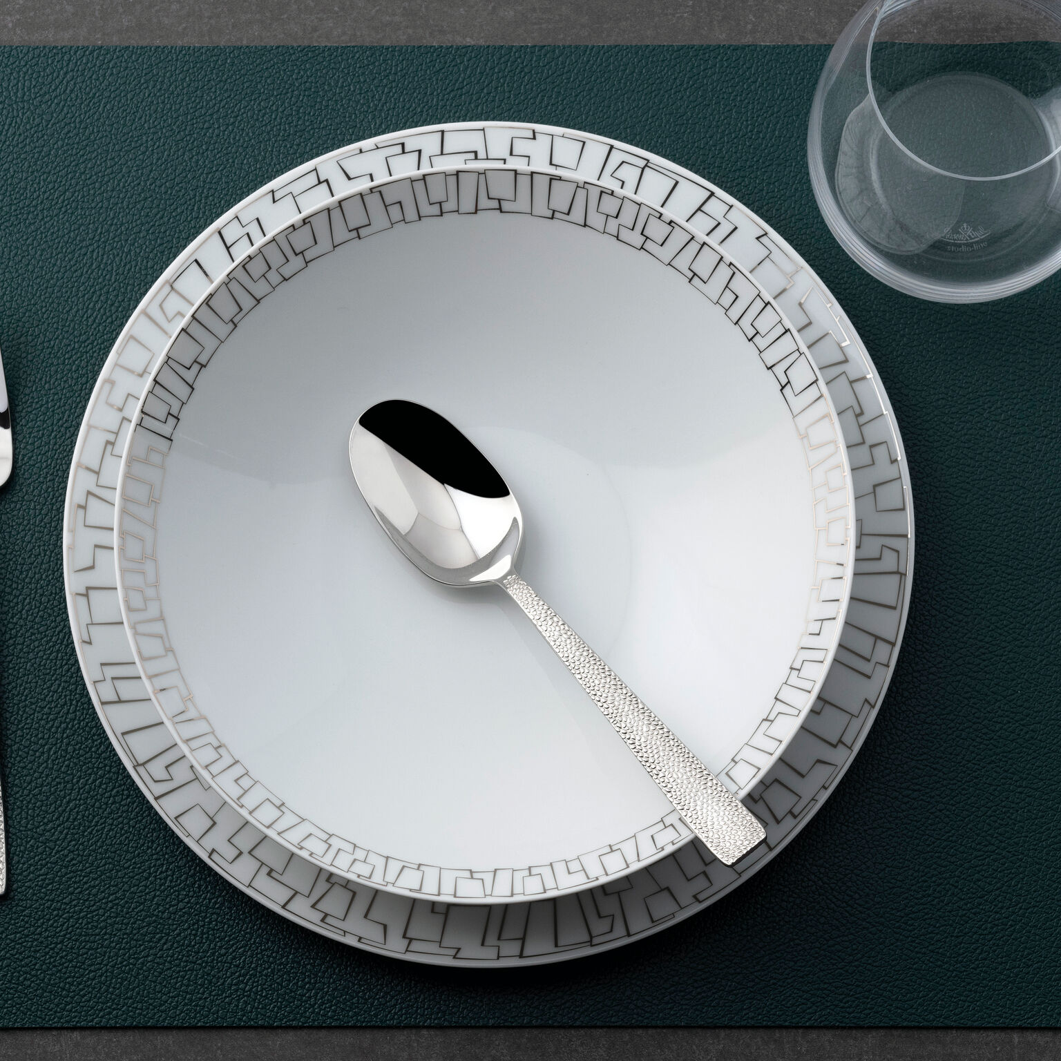 Столовые приборы 24 предмета Sambonet, Siena S
https://spb.v-b.ru
г.Санкт-Петербург
eshop@v-b.spb.ru
+7(812)3801977