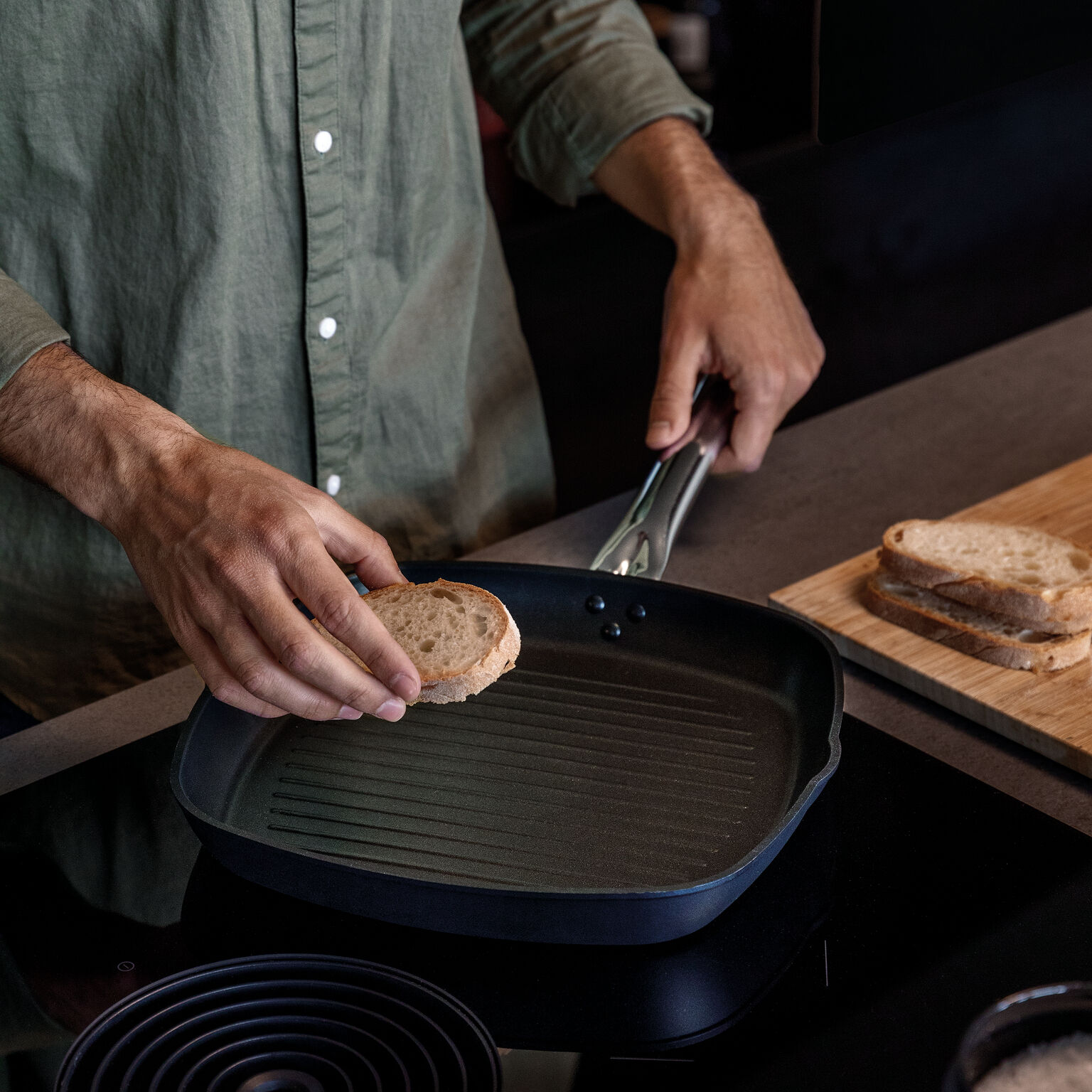 Сковорода-гриль 28 см., Sambonet, Midnight Blue
https://spb.v-b.ru
г.Санкт-Петербург
eshop@v-b.spb.ru
+7(812)3801977