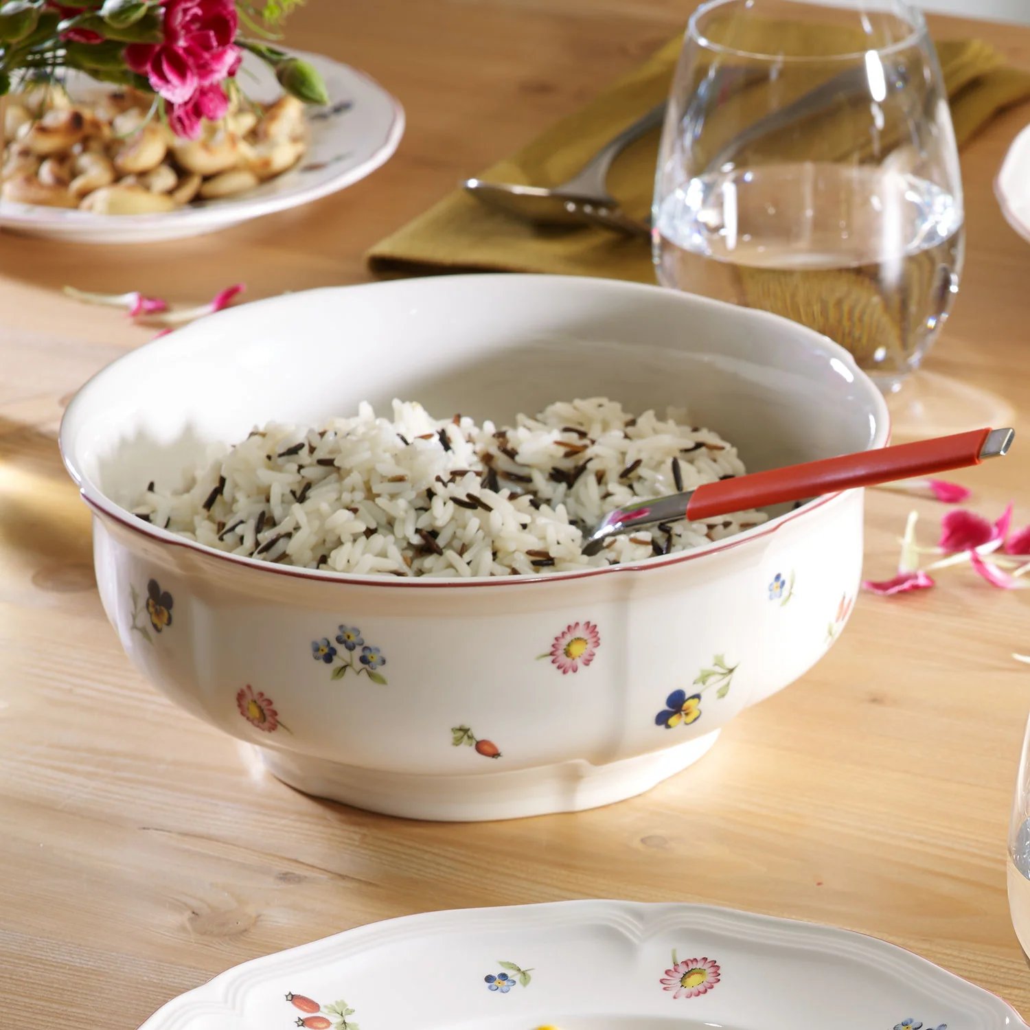 Petite Fleur Салатник индивидуальный 	0,5 л 15 см 				 (1023953900) Villeroy & Boch - spb.v-b.ru
