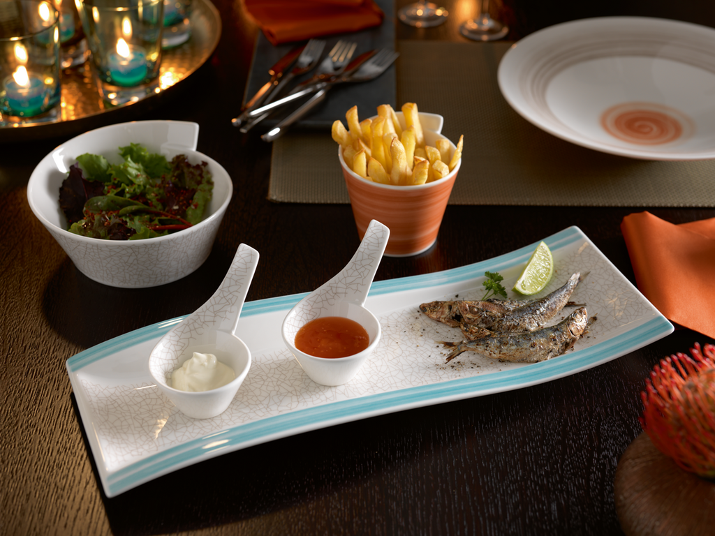 AMARAH AQUAMARIN Блюдо 42х15 см  Villeroy & Boch
https://spb.v-b.ru
г.Санкт-Петербург
eshop@v-b.spb.ru
+7(812)3801977