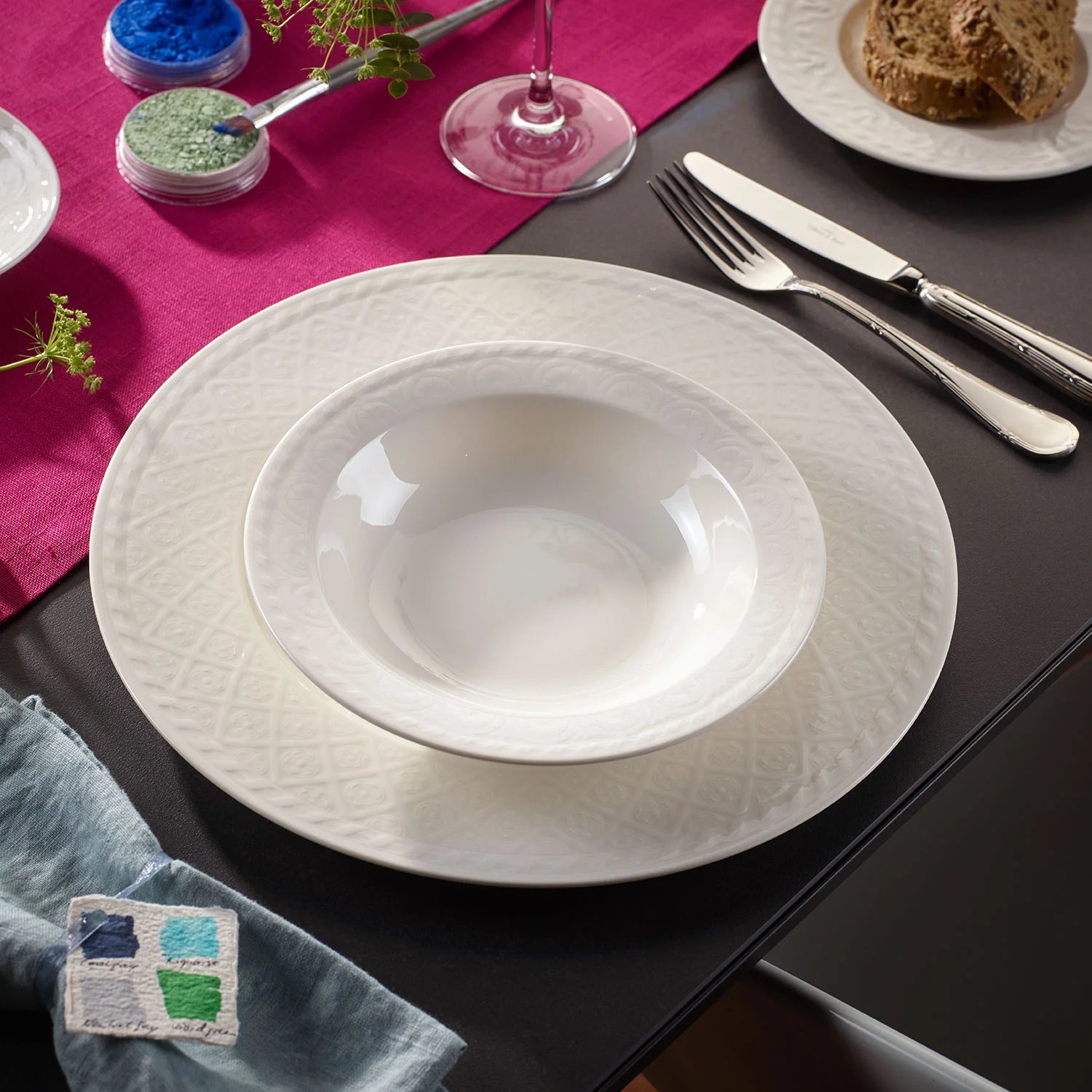 Cellini Блюдо салатное 20 см		 Villeroy & Boch
https://spb.v-b.ru
г.Санкт-Петербург
eshop@v-b.spb.ru
+7(812)3801977