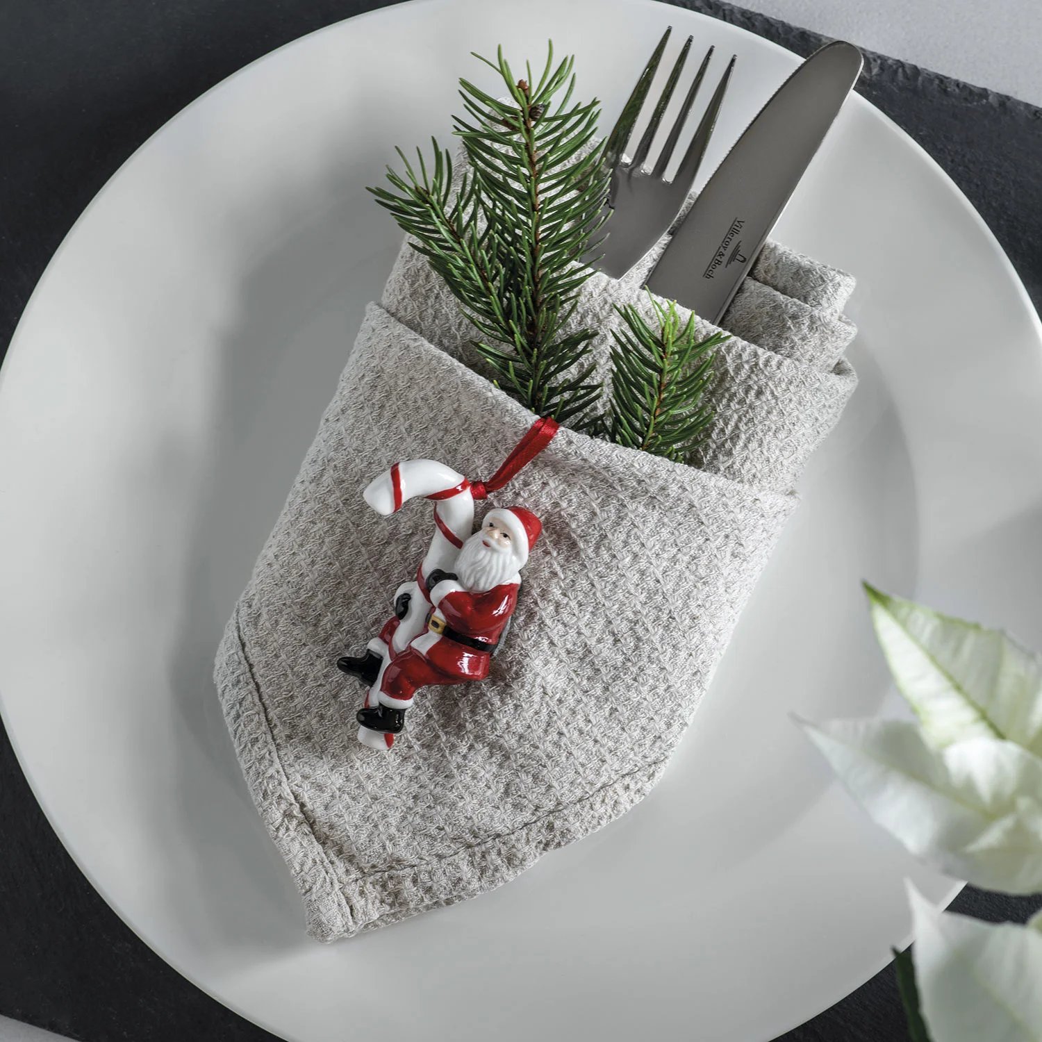 Nostalgic Ornaments Набор игрушек 3 предмета "Карамельная трость" Villeroy & Boch
https://spb.v-b.ru
г.Санкт-Петербург
eshop@v-b.spb.ru
+7(812)3801977