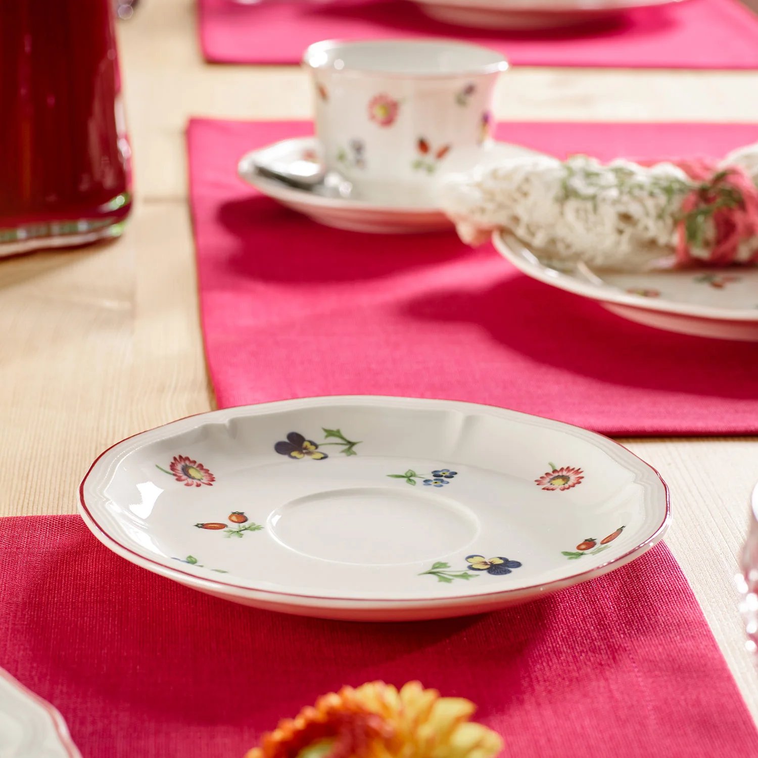 Petite Fleur Блюдце к чашке для завтрака 17 см (1023951250) Villeroy & Boch - spb.v-b.ru