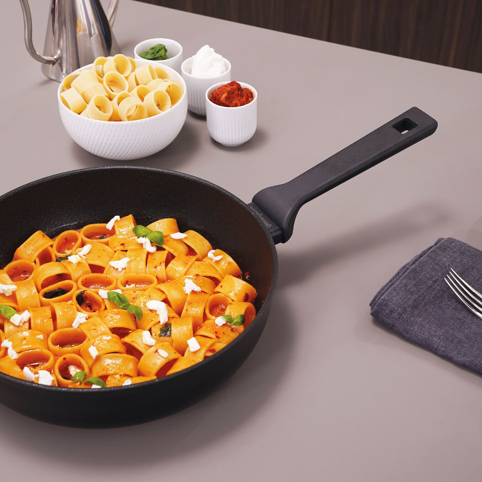 Сковорода антипригарным покрытием 28 см., Sambonet, Titan Pro
https://spb.v-b.ru
г.Санкт-Петербург
eshop@v-b.spb.ru
+7(812)3801977