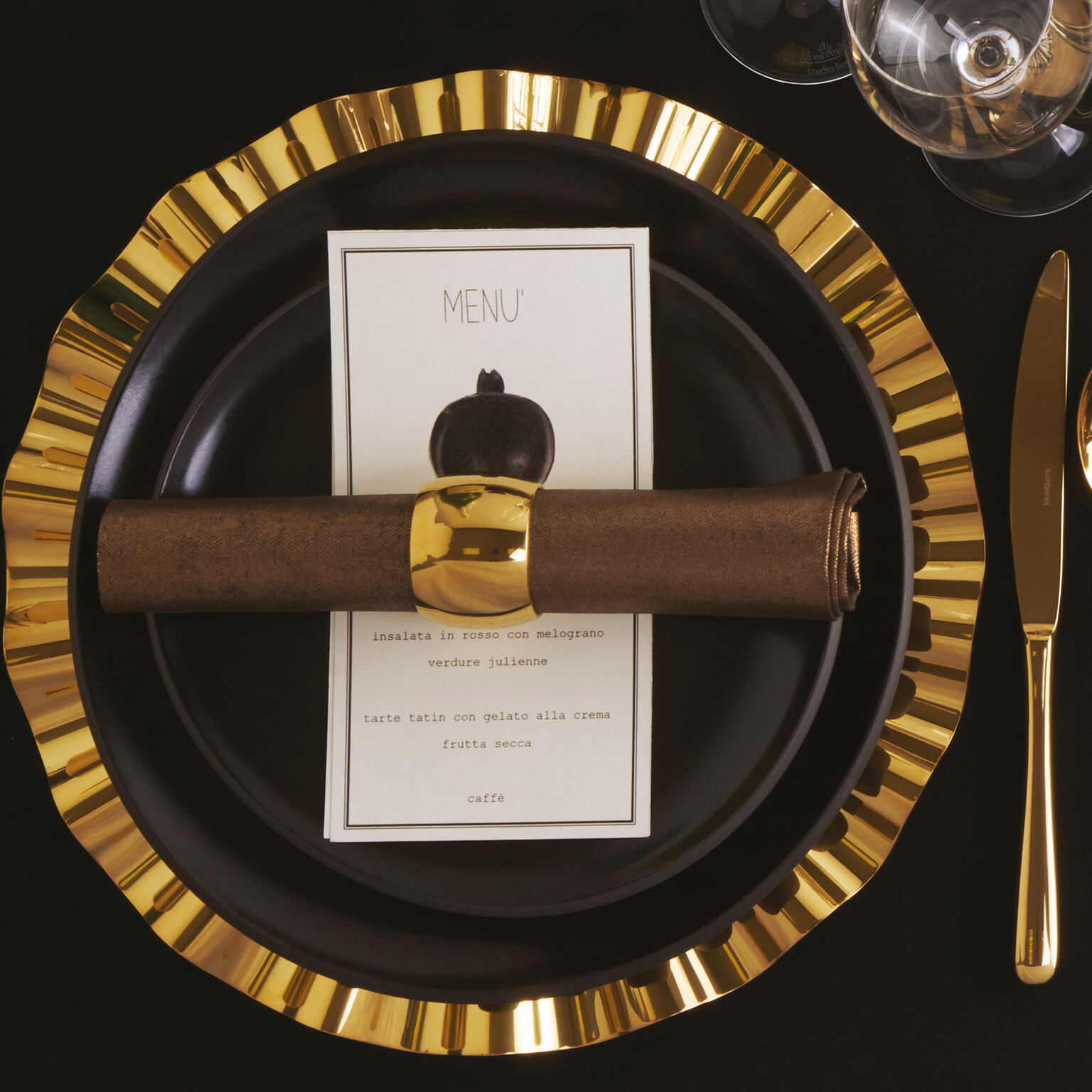 Кольцо для салфеток Диаметр 5 см, Высота 3,5 см., Sambonet Sphera Pvd Gold (Золото)
https://spb.v-b.ru
г.Санкт-Петербург
eshop@v-b.spb.ru
+7(812)3801977