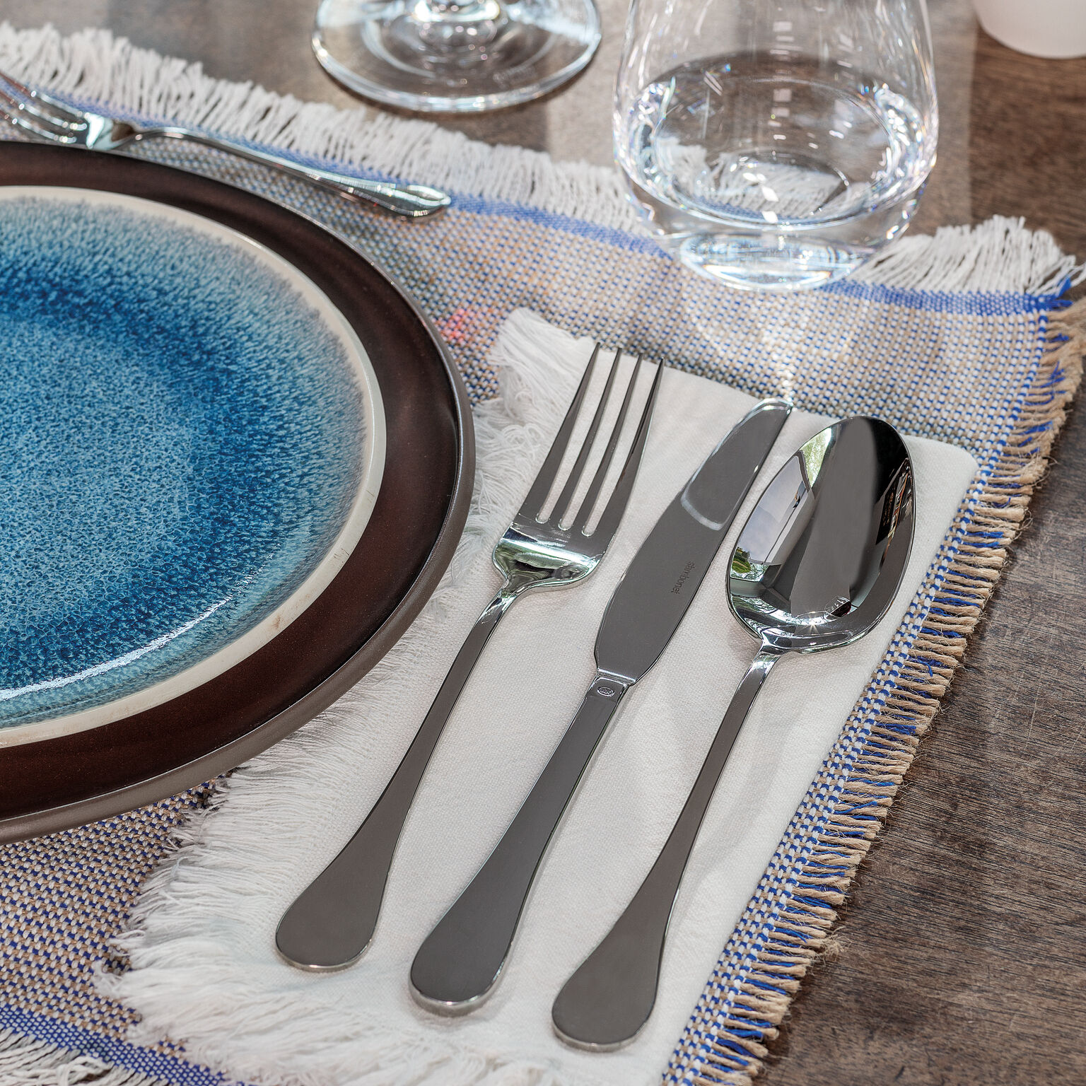 Столовые приборы 24 предмета Sambonet, Bloom S
https://spb.v-b.ru
г.Санкт-Петербург
eshop@v-b.spb.ru
+7(812)3801977