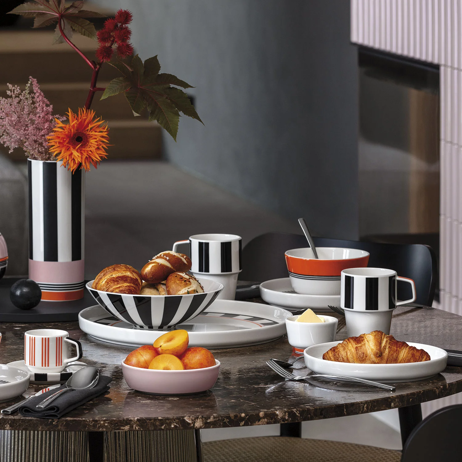 Memphis Home Ваза 24 см  Villeroy & Boch
https://spb.v-b.ru
г.Санкт-Петербург
eshop@v-b.spb.ru
+7(812)3801977