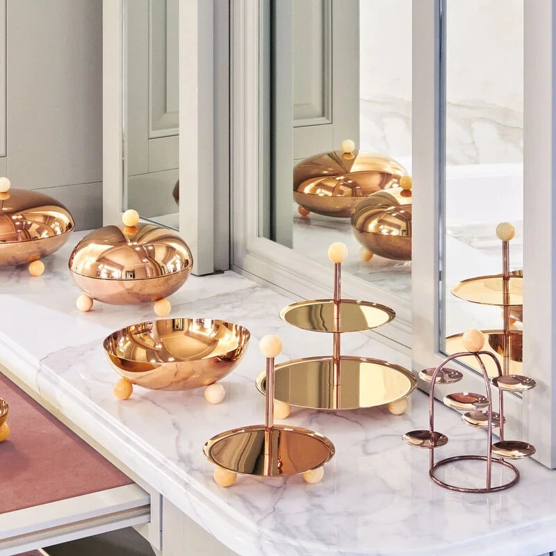 Этажерка 6 маленьких блюд H 19 см., Sambonet Penelope Pvd Rum Pink Onyx 
https://spb.v-b.ru
г.Санкт-Петербург
eshop@v-b.spb.ru
+7(812)3801977