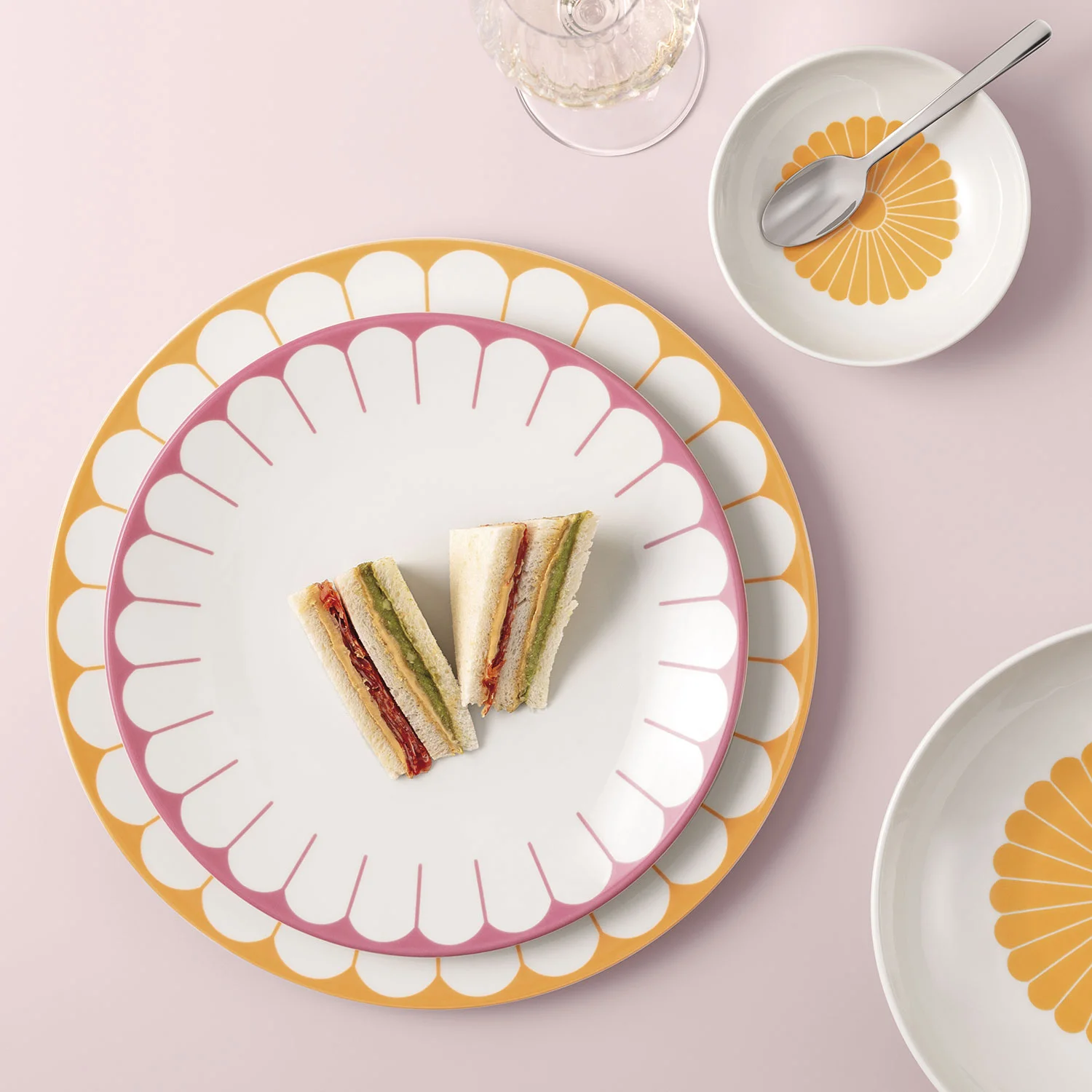 Fleur Couleur Блюдо сервировочное 32 см Villeroy & Boch
https://spb.v-b.ru
г.Санкт-Петербург
eshop@v-b.spb.ru
+7(812)3801977