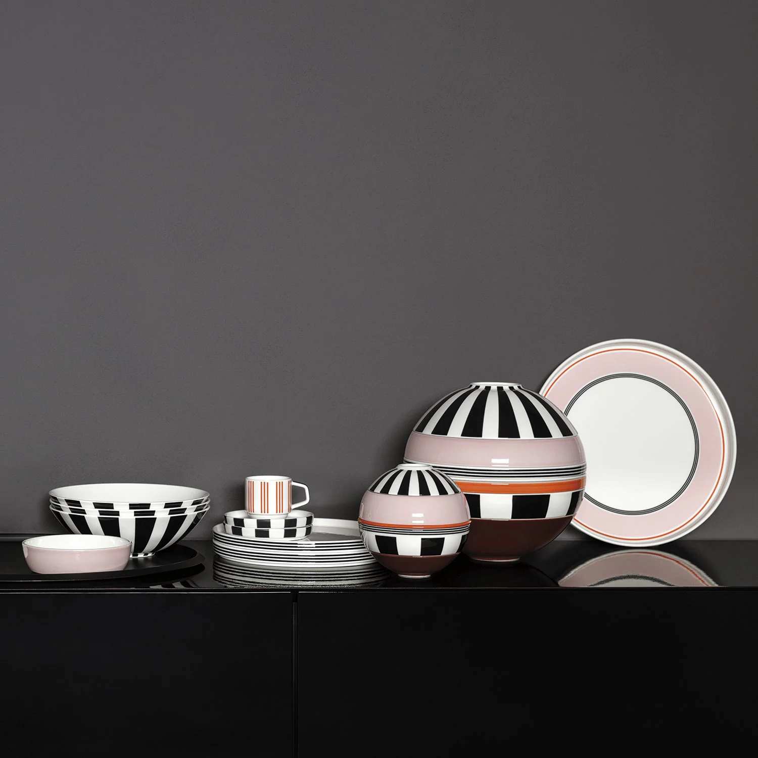 Memphis Collection Блюдо 29 см  Villeroy & Boch
https://spb.v-b.ru
г.Санкт-Петербург
eshop@v-b.spb.ru
+7(812)3801977