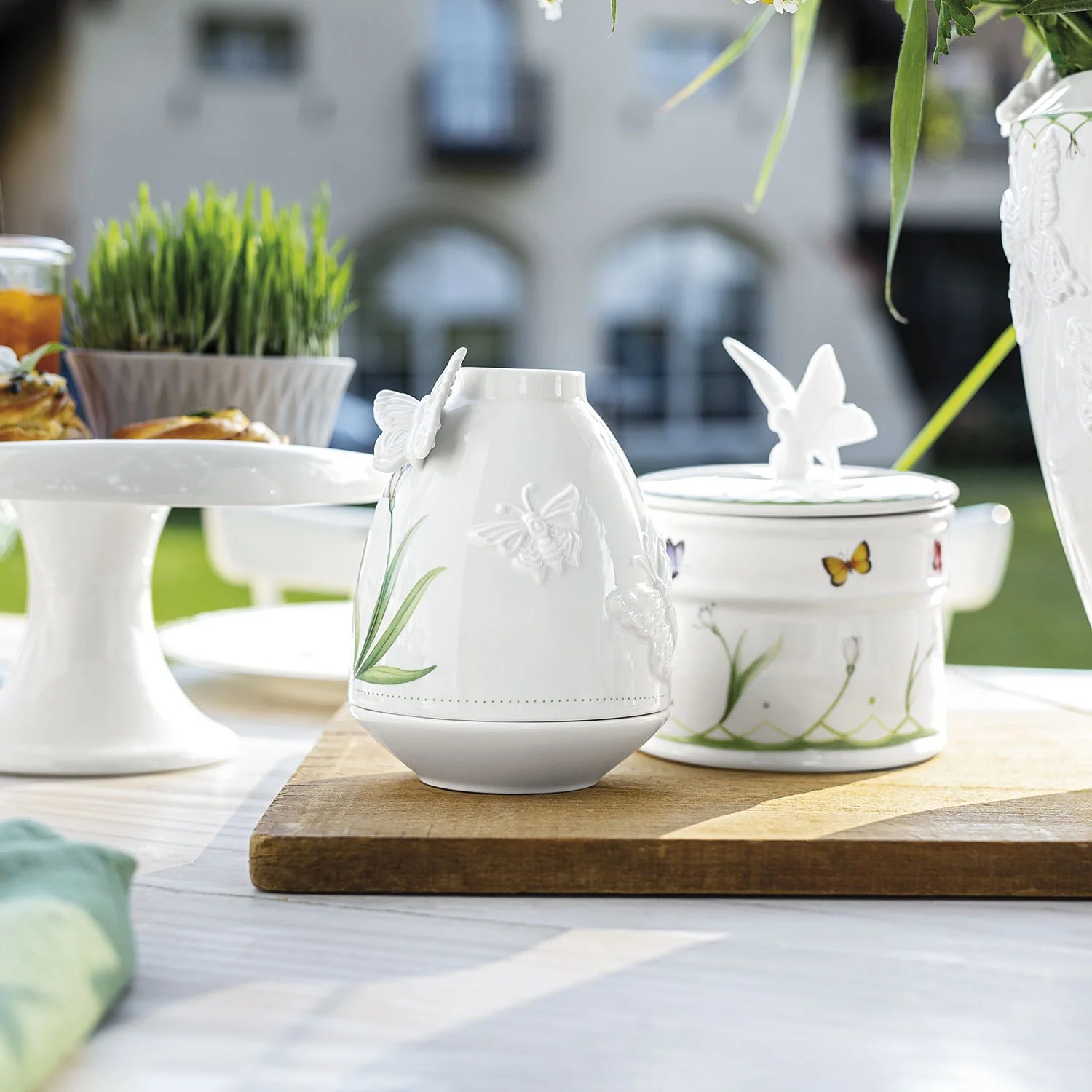 Шкатулка 14см, "Красочная весна" Colourful Spring
https://spb.v-b.ru
г.Санкт-Петербург
eshop@v-b.spb.ru
+7(812)3801977