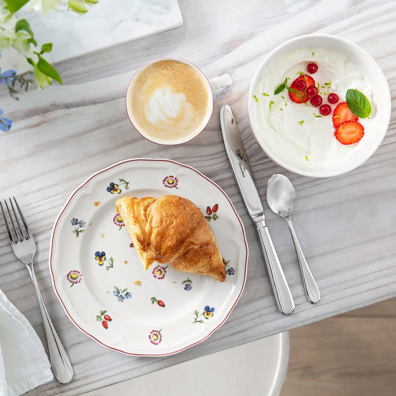 Petite Fleur Салатная тарелка 21 см (1023952640) Villeroy & Boch - spb.v-b.ru