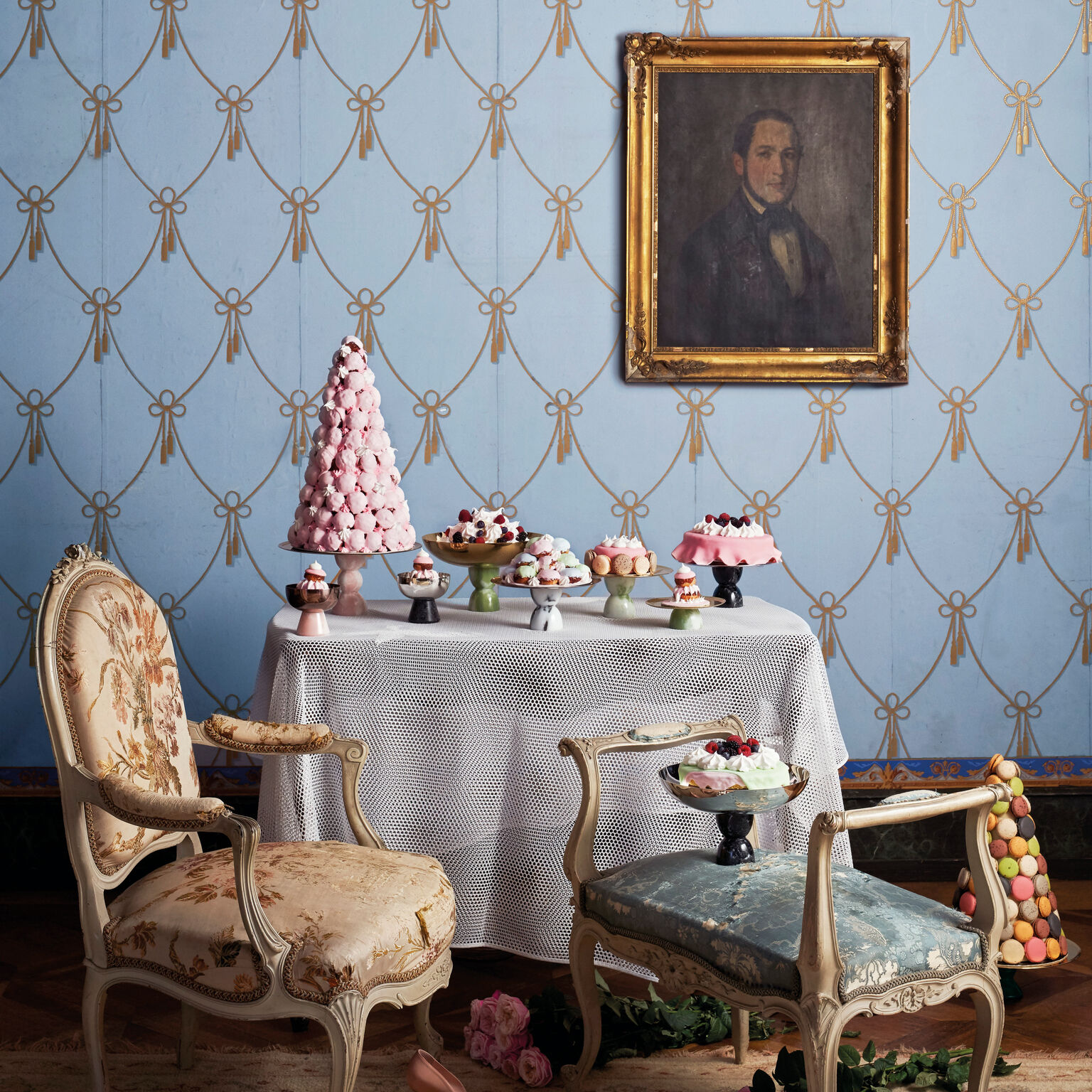 Блюдо на ножке 22 см., высота 9,5 см., Madame S/ Steel / Blue Lapis Lazuli Sambonet 
https://spb.v-b.ru
г.Санкт-Петербург
eshop@v-b.spb.ru
+7(812)3801977