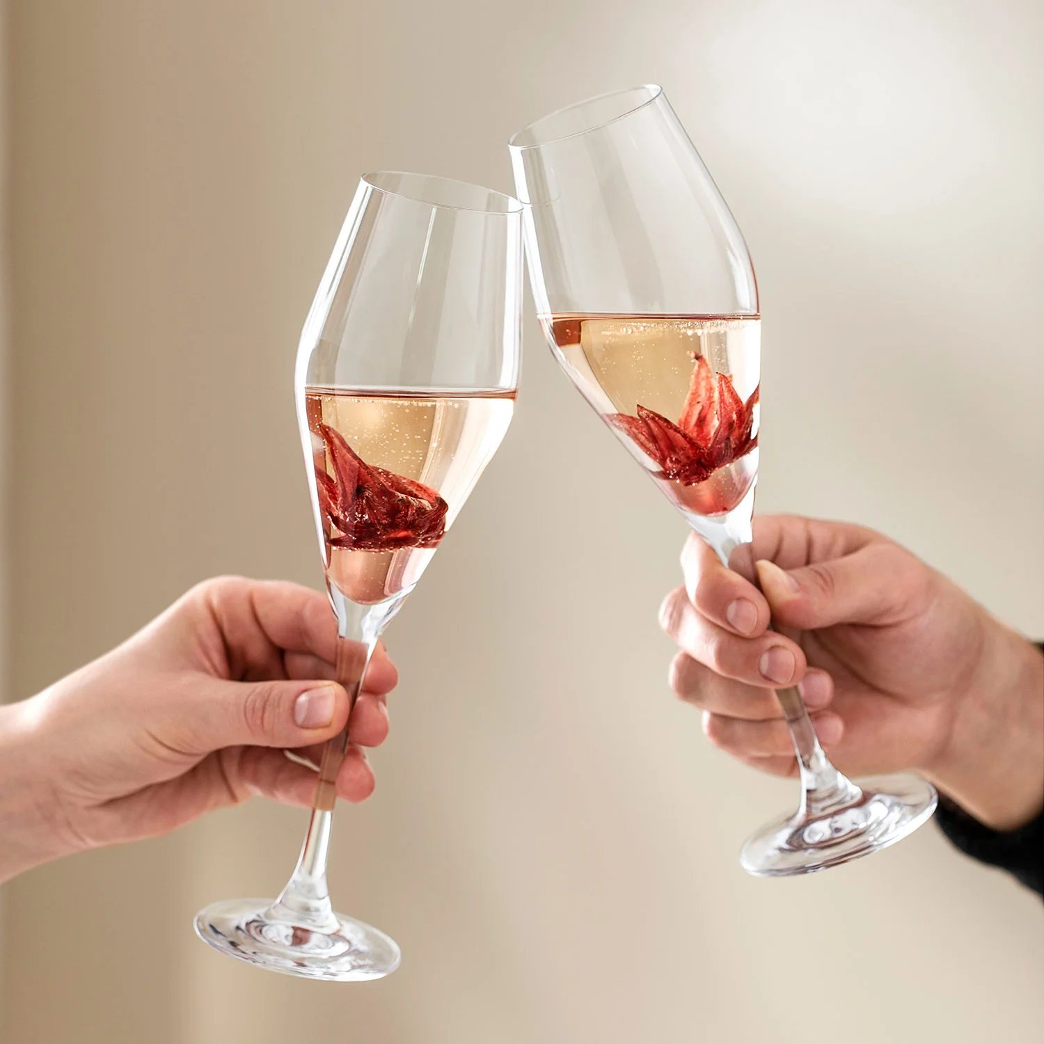 La Divina Набор бокалов для шампанского 4 шт  Villeroy & Boch
https://spb.v-b.ru
г.Санкт-Петербург
eshop@v-b.spb.ru
+7(812)3801977