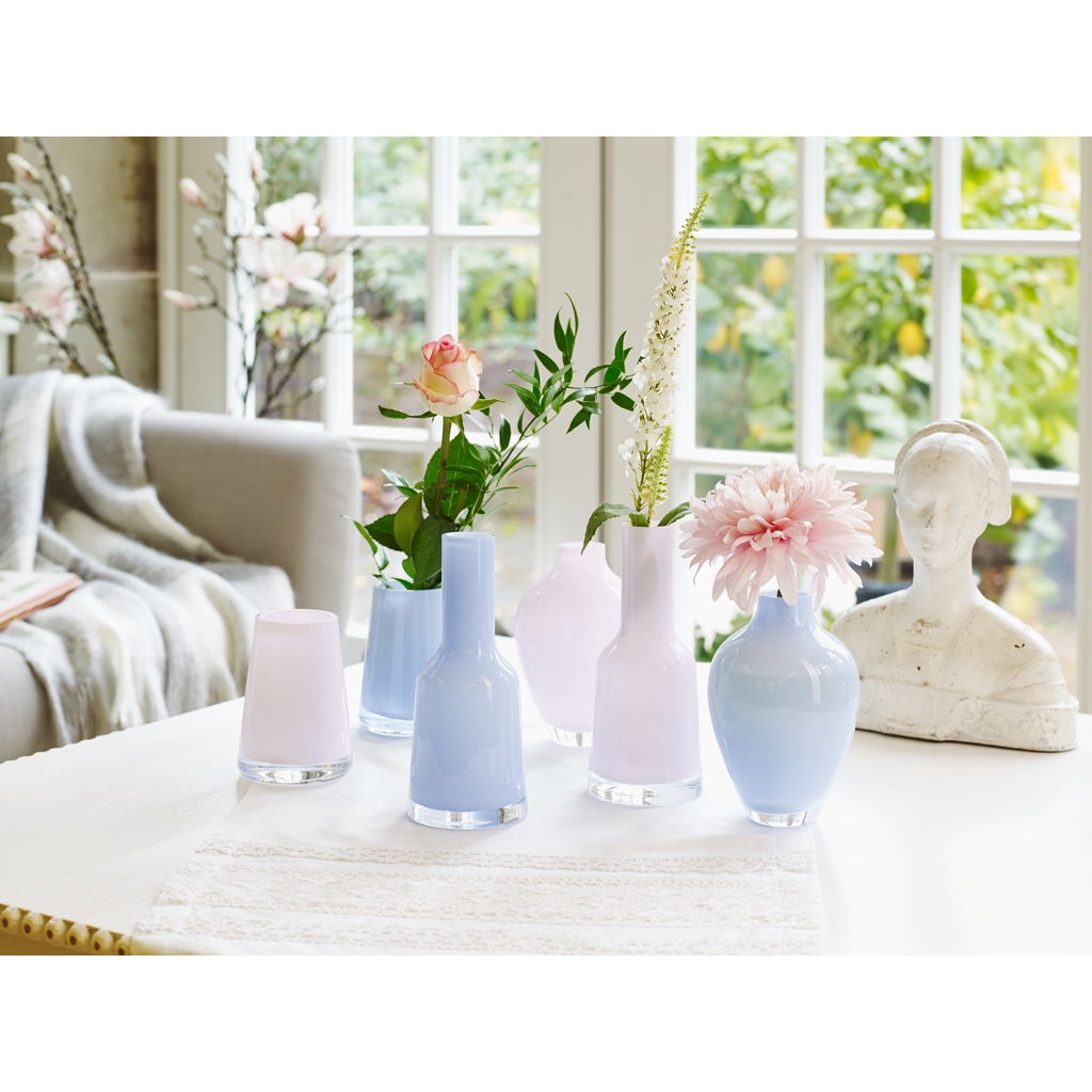 Numa mini Ваза мини полуночное небо 12 см Villeroy & Boch
https://spb.v-b.ru
г.Санкт-Петербург
eshop@v-b.spb.ru
+7(812)3801977
