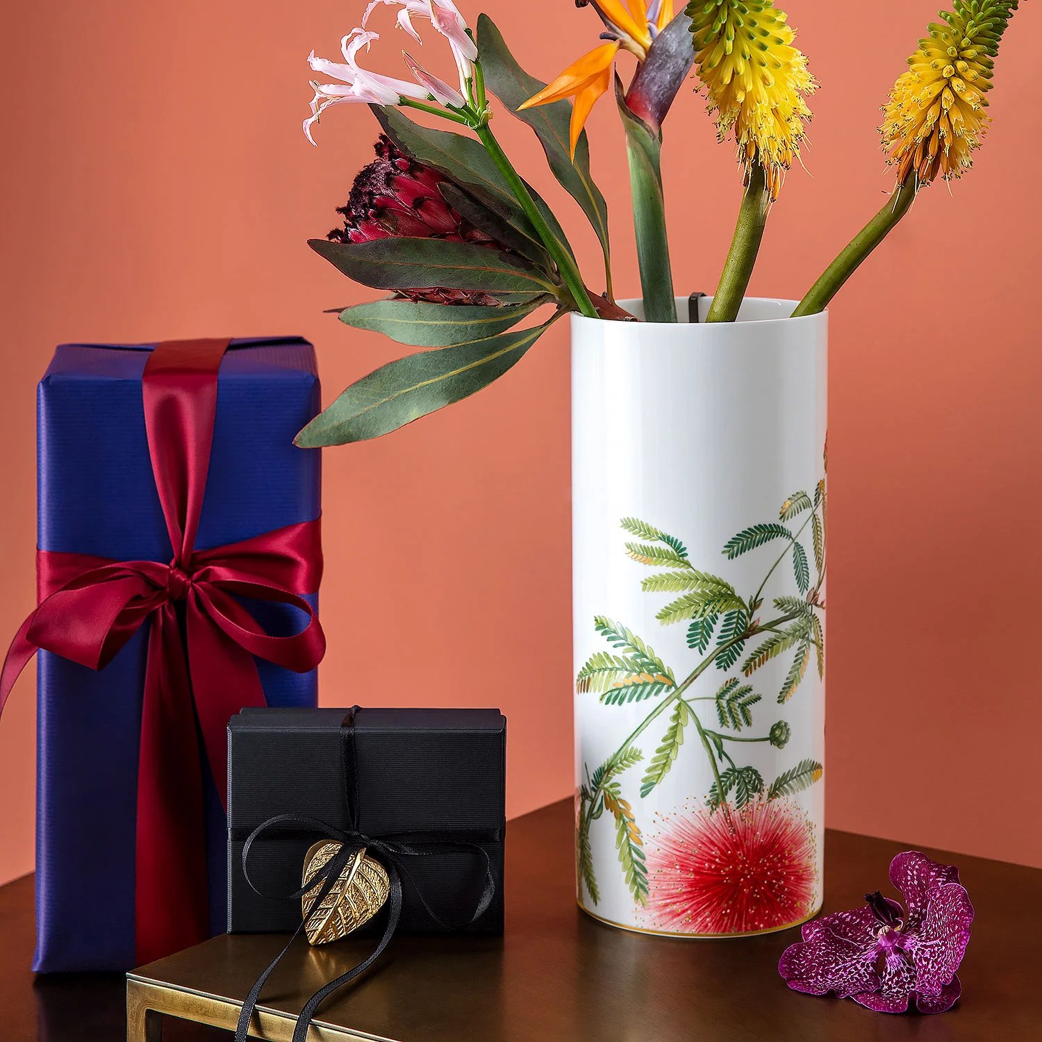 Amazonia Gifts Ваза 13x13x30,5 см Villeroy & Boch
https://spb.v-b.ru
г.Санкт-Петербург
eshop@v-b.spb.ru
+7(812)3801977
