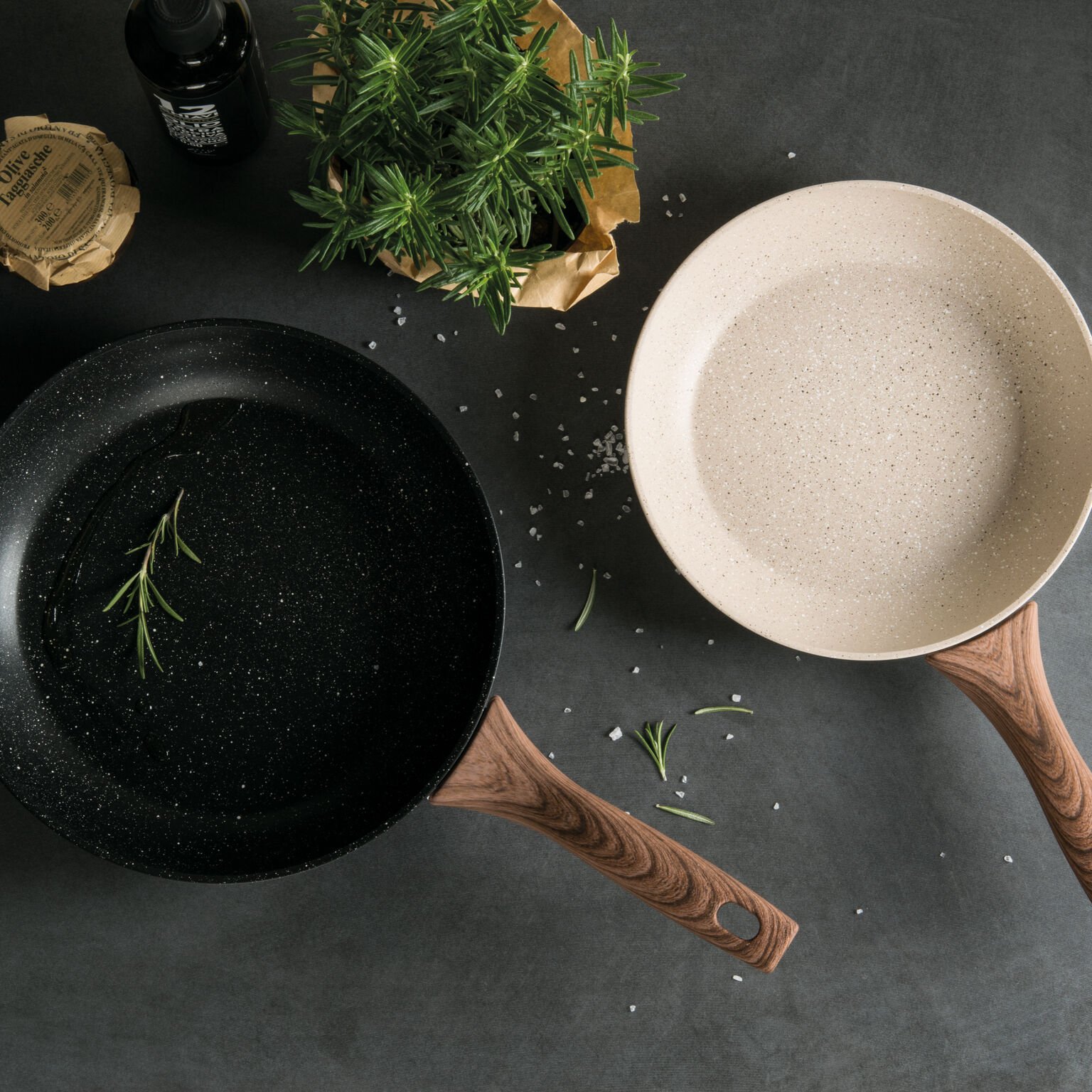 Сковорода 28 см., Sambonet, Black Rock & Rose
https://spb.v-b.ru
г.Санкт-Петербург
eshop@v-b.spb.ru
+7(812)3801977